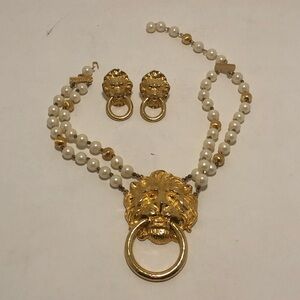 Gold and White Lion Head Jewelry Set